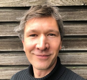 Dr. Martin Brüllhardt